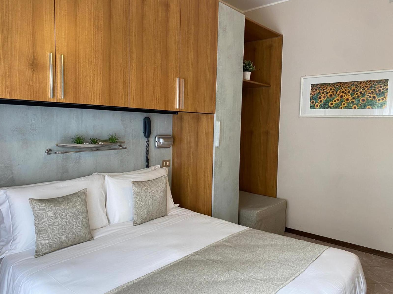 Golf Hotel 里乔内 外观 照片